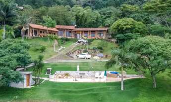 Imagem 4: Imperdível casa à venda em Garopaba-SC, Praia da Gamboa! 3 quartos, 3 suítes, 5 banheiros