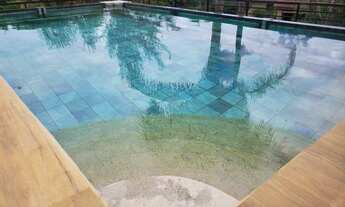 Imagem 7: Imperdível Casa à Venda em Garopaba-SC, Bairro Morrinhos: 4 Quartos, 4 Suítes, 2 Salas, 5