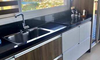 Imagem 7: Imperdível Casa de Alto Padrão com Vista para Mar, Lagoa e Cidade em Garopaba-SC!