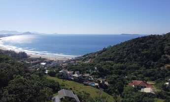 Imagem 2: Terreno à Venda em Garopaba-SC, Praia da Gamboa, 973,63 m² de Área com Vista Mar!