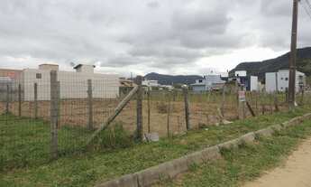 Imagem: Terreno à venda em Garopaba-SC, bairro