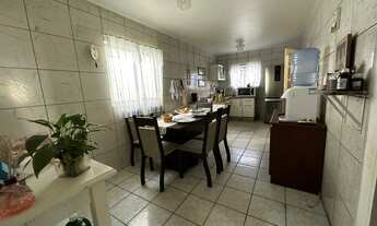 Imagem 4: Venha se encantar com essa linda casa à venda no bairro Ibiraquera em Imbituba-SC