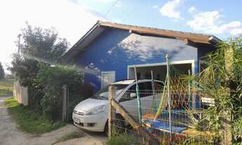 Imagem 2: Venha se encantar com essa linda casa à venda no bairro Ibiraquera em Imbituba-SC