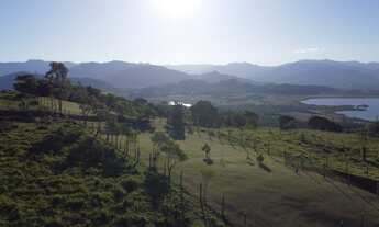 Imagem 2: Terreno de 6.849,71 m² com Vista para Lagoa e Praias - Garopaba e Paulo Lopes-SC