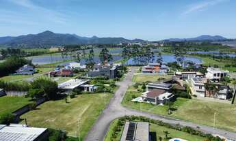 Imagem: Terreno à venda na Praia do Rosa, Imbituba-SC