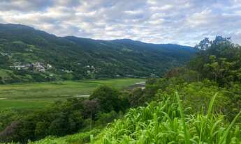 Imagem 2: Oportunidade única: Terreno à venda em Garopaba-SC, Bairro Macacu, 1.000m² de área!