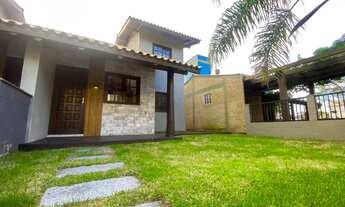 Imagem: Casa à venda em Garopaba-SC, 2 quartos