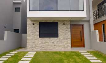 Imagem 3: Casa à Venda em Garopaba-SC: 3 Quartos, 1 Suíte, 124,40m², 1 Vaga, no Ambrósio