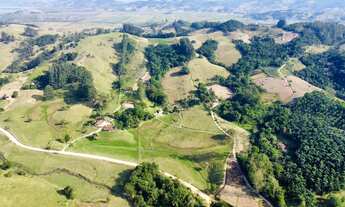 Imagem 2: Sítio em Imaruí-SC: 71.313m² com Casa, Nascentes e Potencial Turístico! Financiável!