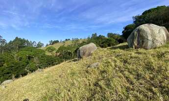 Imagem 7: Sítio em Imaruí-SC: 71.313m² com Casa, Nascentes e Potencial Turístico! Financiável!