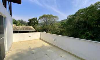 Imagem 7: Casa com Vista Panorâmica e Cachoeira à Venda na Encantada em Garopaba-SC