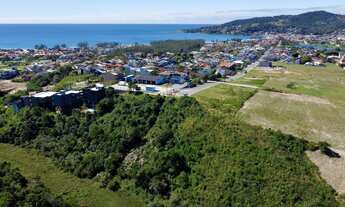 Imagem 2: Terreno à venda em Garopaba-SC, bairro Ferraz, 810m² de área - Oportunidade única!