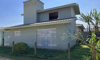 Imagem: Casa ampla no bairro Ambrósio em Garopaba-SC