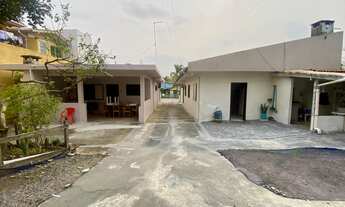 Imagem 4: Conjunto de Casas à Venda ? Excelente Oportunidade Comercial e Residencial em Garopaba-SC!