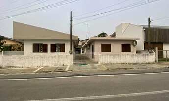 Imagem: Conjunto de Casas à Venda Excelente Oportunidade