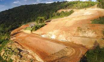 Imagem 6: Terreno 2.094,88m² no Cond. Pôr do Sol, Centro de Garopaba-SC: Invista Já!