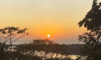 Imagem 2: Casa com Vista Deslumbrante à Venda no Bairro Macacu - Garopaba-SC!
