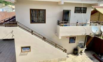 Imagem 6: Oportunidade Única: Pousada Histórica à venda em Garopaba-SC, a 1 Quadra da Praia Central!