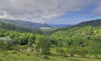 Imagem: Terreno à Venda com Vista para o Mar e