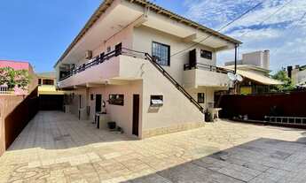 Imagem 3: Oportunidade Única: Pousada Histórica à venda em Garopaba-SC, a 1 Quadra da Praia Central!