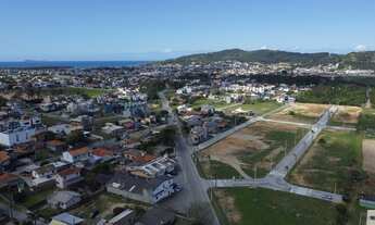 Imagem 3: Terreno à venda em Garopaba-SC, bairro Ambrósio. Escriturado, 362m², com financiamento. Pe