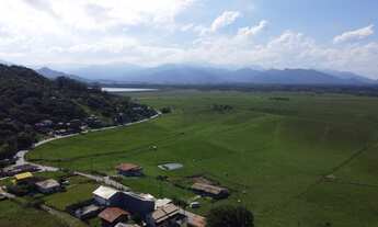 Imagem 4: Dois terrenos à venda em Garopaba com vista mar e vale, 345m² cada, declive, sol manhã e t