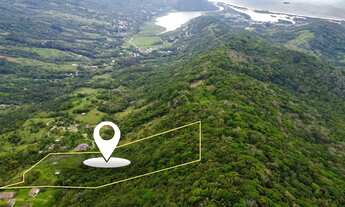 Imagem 3: Terreno com vista para o mar em Garopaba, 20.118m² no Morro do Fortunato com casa rústica