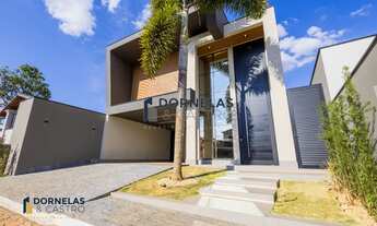 Imagem: CASA LUXUOSA EM COND. FECHADO AOS MARGENS