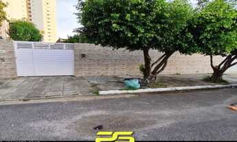 Imagem: CASA COM 4 DORMITÓRIOS À VENDA, 219 M²