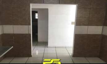 Imagem 2: OPORTUNIDADE) CASA COM 3 DORMITÓRIOS À VENDA POR R$ 220.000 - JOSÉ AMÉRICO DE ALMEIDA