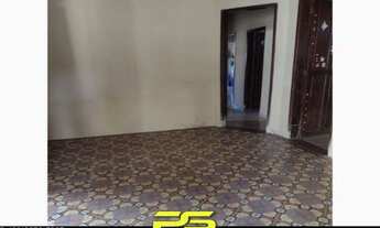 Imagem 7: CASA COM 4 DORMITÓRIOS À VENDA, 432 M² POR R$ 400.000,00 - TAMBIÁ - JOÃO PESSOA/PB