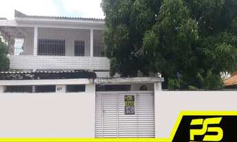 Imagem: CASA COM 10 DORMITÓRIOS À VENDA, 450 M²