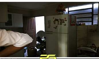 Imagem 3: CASA COM 3 DORMITÓRIOS À VENDA, 210 M² POR R$ 240.000,00 - JAGUARIBE - JOÃO PESSOA/PB