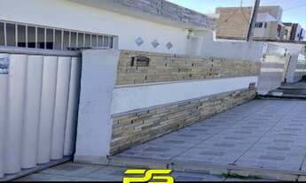 Imagem: CASA COM 4 DORMITÓRIOS À VENDA POR R$