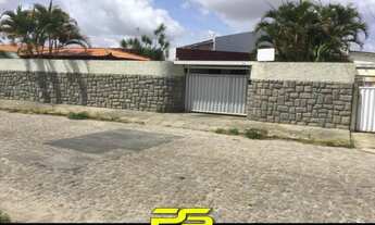 Imagem: CASA COM 4 DORMITÓRIOS À VENDA, 640 M²