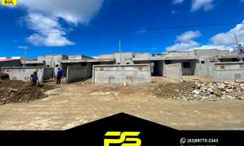 Imagem: CASA COM 2 DORMITÓRIOS À VENDA POR R$