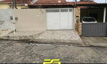 Imagem: CASA COM 2 DORMITÓRIOS À VENDA POR R$