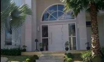 Imagem: Casa de Luxo em Condomínio à Venda em