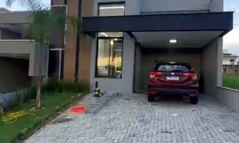 Imagem: Casa de alto padrão em condomínio no Jardim