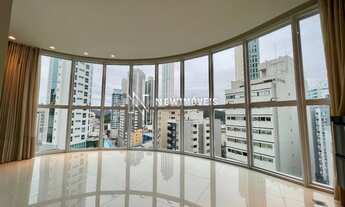 Imagem 2: Apartamento no Edifício Le Majestic Residence, Mobiliado na Quadra do Mar com 3 Dormitóri