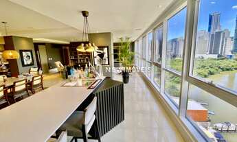 Imagem 6: Apartamento Finamente Mobiliado pela ARTEFACTO com Vaga Náutica em Balneário Camboriú - SC