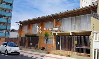 Imagem 6: Sobrado com 6 dormitórios em uma das melhores localizações de Balneário Camboriú