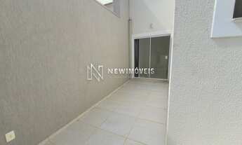 Imagem 3: Casa Geminada com 03 Dormitórios na Praia dos Amores em Balneário Camboriú - SC