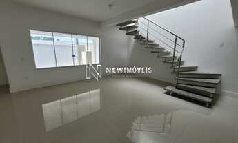 Imagem 5: Casa Geminada com 03 Dormitórios na Praia dos Amores em Balneário Camboriú - SC