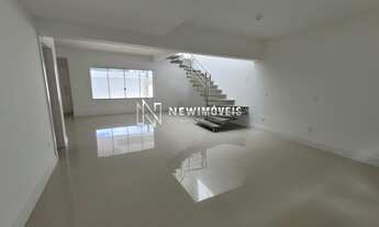 Imagem: Casa Geminada com 03 Dormitórios na Praia