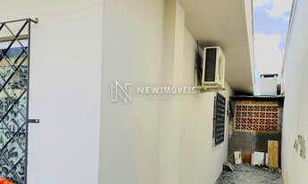 Imagem 7: Casa + Edícula, no Centro de Camboriú com 2 dormitórios