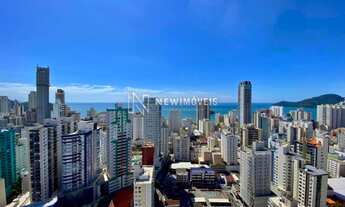 Imagem 2: Amplo Apartamento no Centro de Balneário Camboriú com 3 Suítes