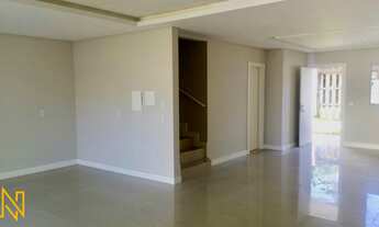 Imagem 7: Casa com 3 Dormitórios em Praia dos Amores / Praia Brava, Balneário Camboriú-SC