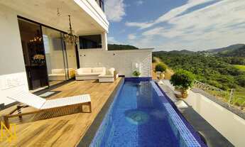 Imagem 5: Mansão Luxuosa com 04 Suítes, Hidromassagem e Spa no Centro em Camboriú - SC