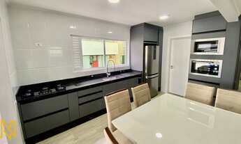 Imagem 4: Apartamento em Itapema, meia praia com 4 dormitórios e vaga de garagem privativas